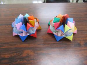 丸橋小学校区放課後子ども教室　折り紙万華鏡完成