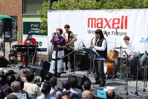 高槻ジャズストリート阪急高槻市駅前ステージ