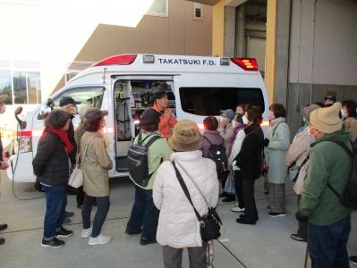 救急車見学の様子１