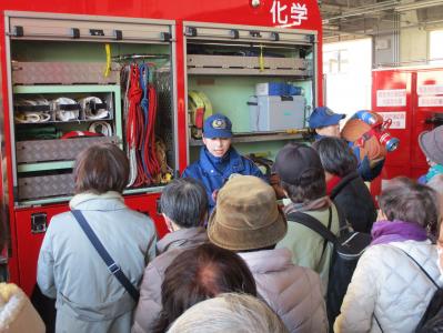消防車見学の様子3