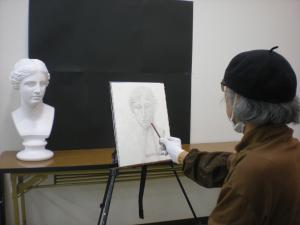 講師のデッサン姿