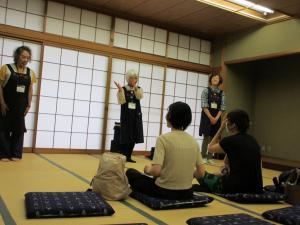 絵本の読みがたりの様子
